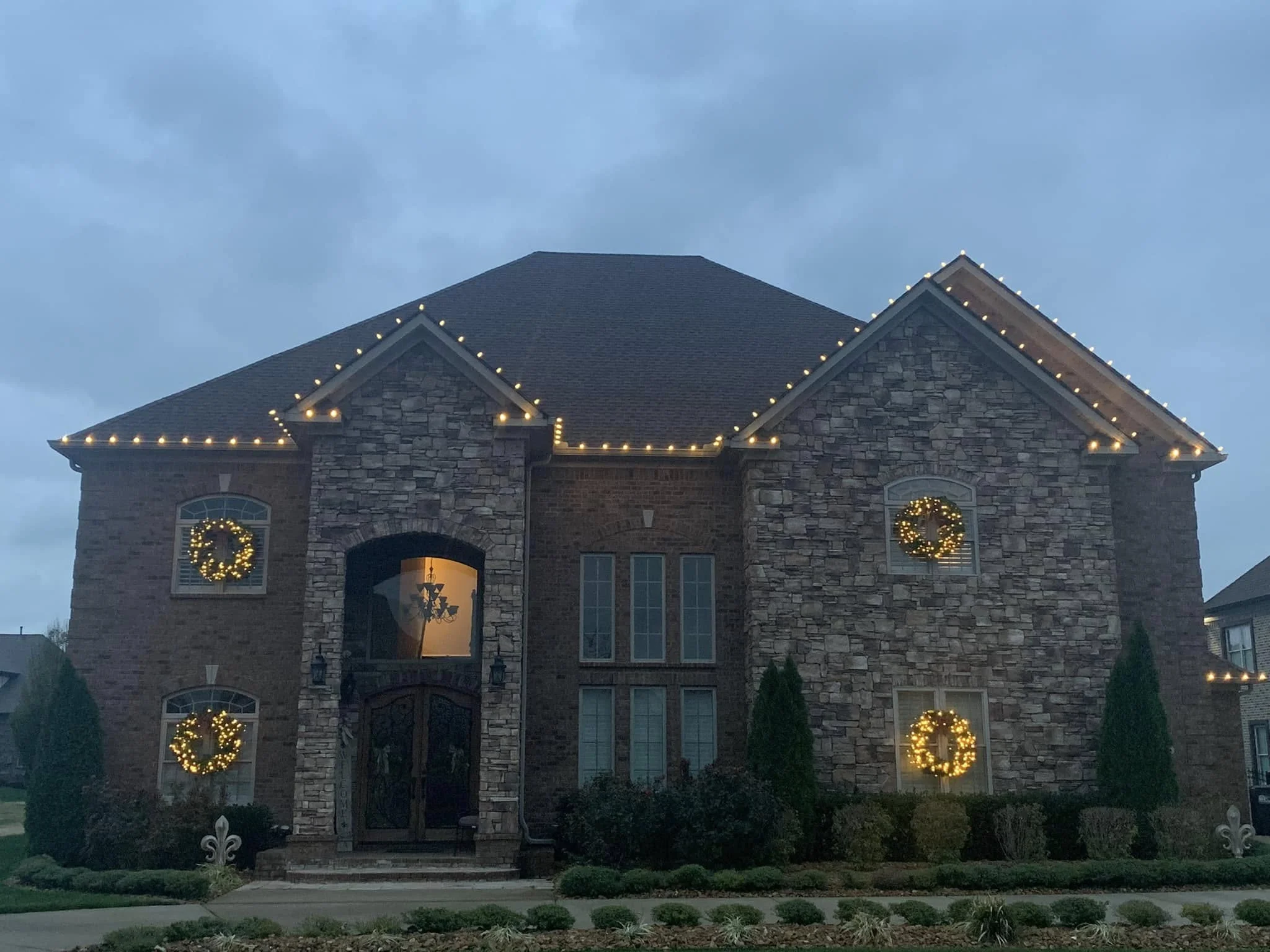 Tennessee Christmas Light Installers project 22